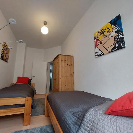 Schoene Zwei-Zimmer-Wohnung "W2" Mit 4 Einzelbetten Und Wlan In Zwenkau Bei Leipzig Im Neuseenland Экстерьер фото