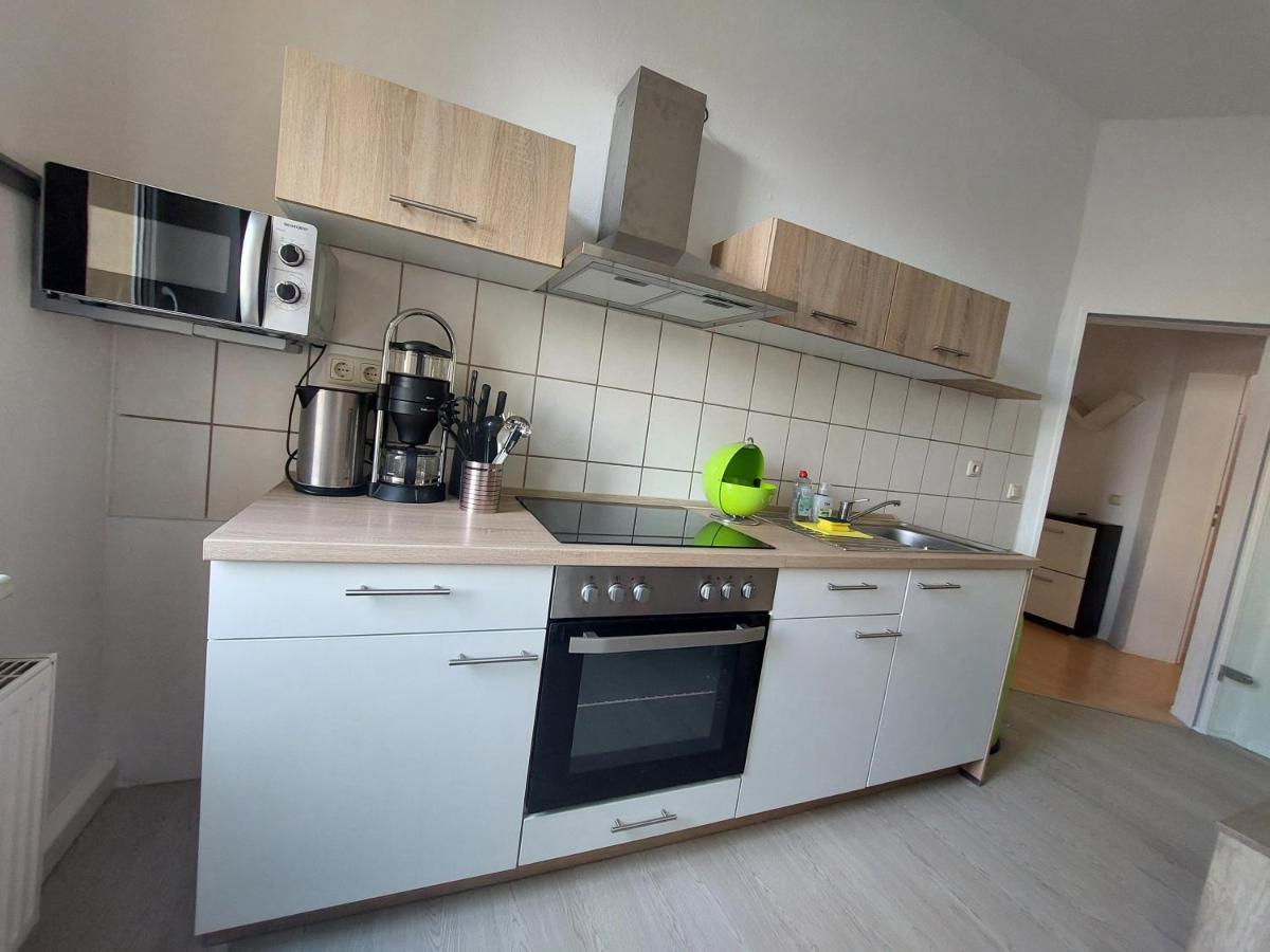 Schoene Zwei-Zimmer-Wohnung "W2" Mit 4 Einzelbetten Und Wlan In Zwenkau Bei Leipzig Im Neuseenland Экстерьер фото
